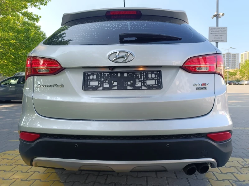 Hyundai Santa fe .2.2D. 197k.c.4х4. 7 места.Full Реални км., снимка 4 - Автомобили и джипове - 50728632