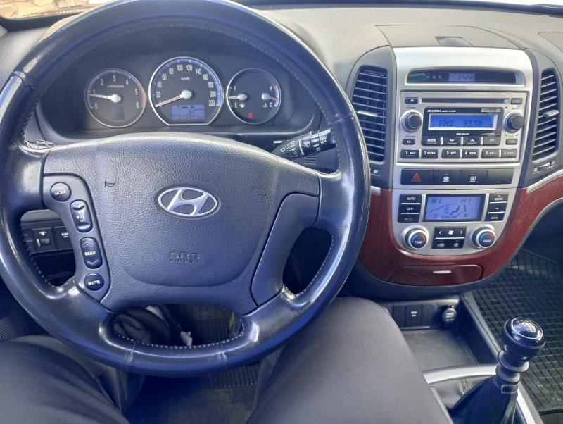 Hyundai Santa fe 2.2 CRDi 110kw  4X4, снимка 3 - Автомобили и джипове - 53524103