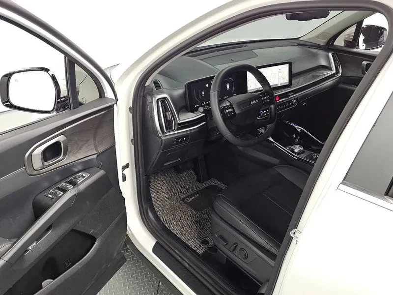 Kia Sorento Gasoline 2.5T 2Wd Prestige, снимка 11 - Автомобили и джипове - 56119192