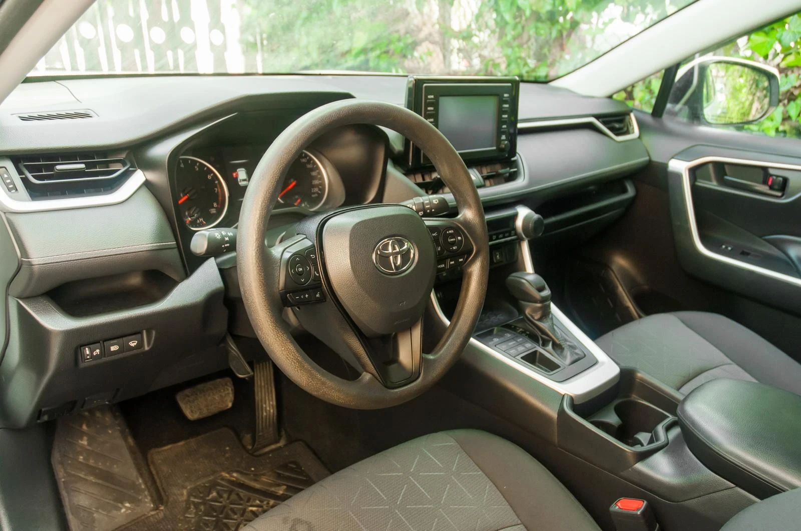 Toyota Rav4 LX AWD - изображение 7