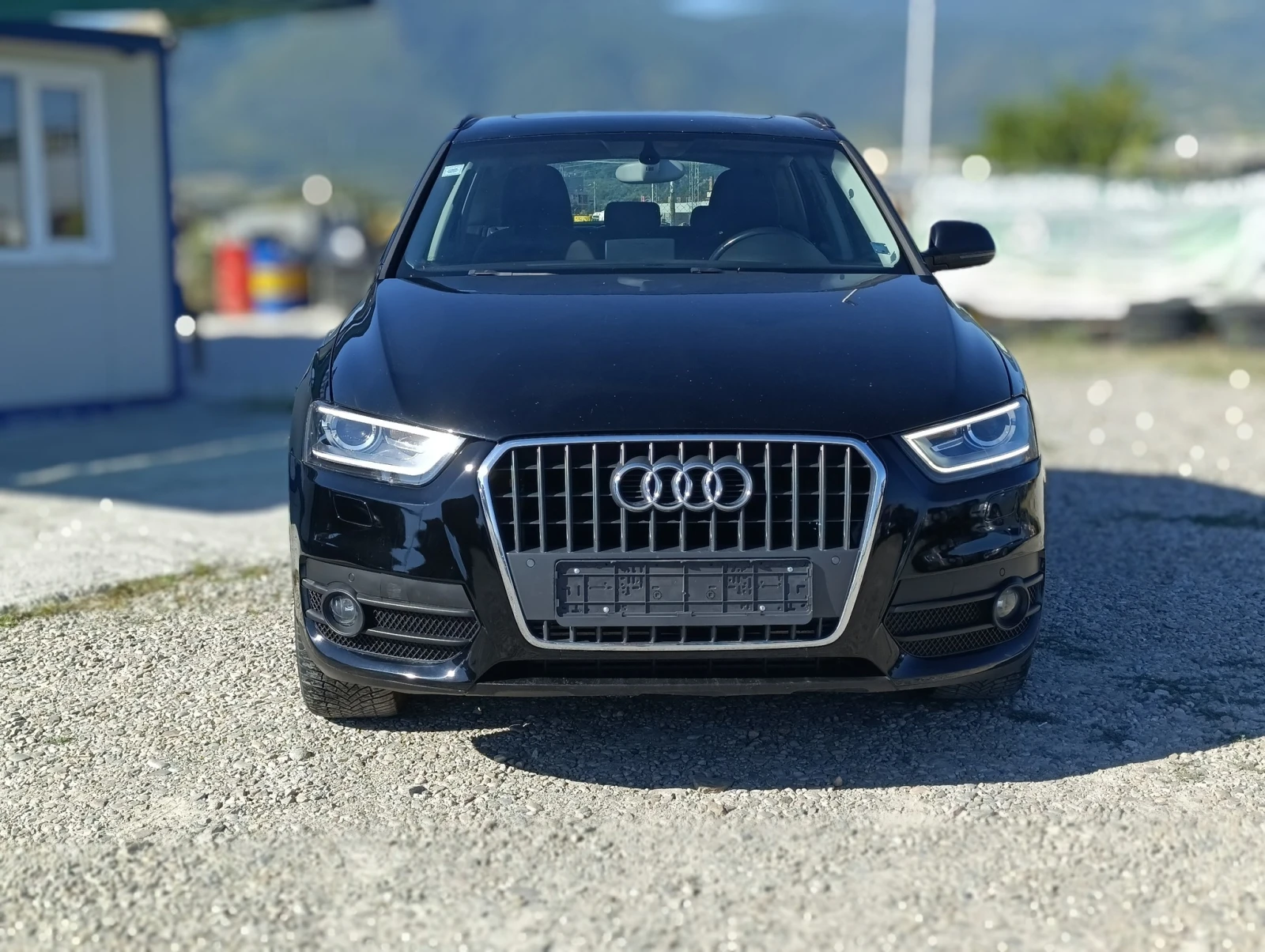 Audi Q3  2.0 TDI quattro  - изображение 7