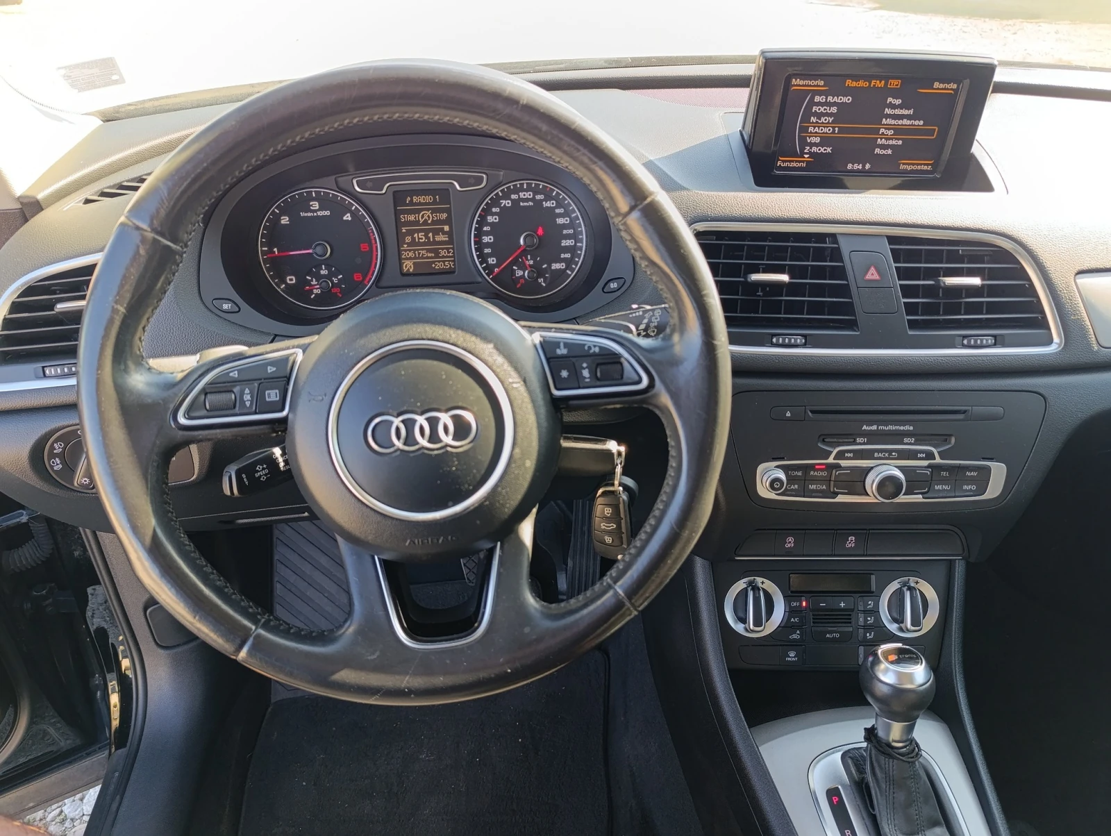 Audi Q3  2.0 TDI quattro  | Mobile.bg   17