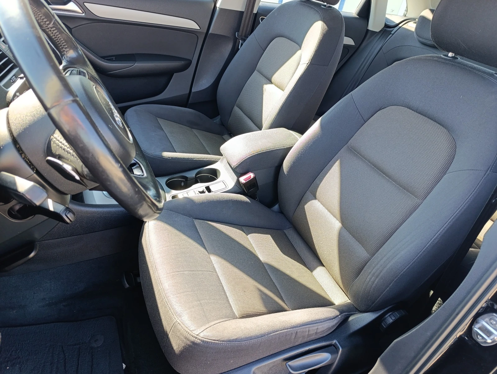 Audi Q3  2.0 TDI quattro  - изображение 8