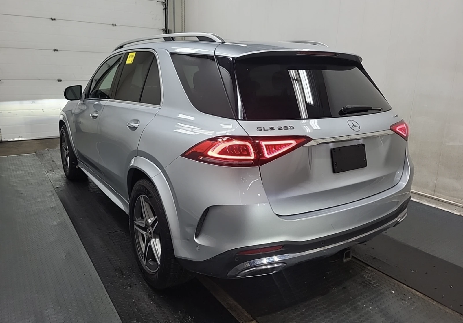 Mercedes-Benz GLE 350 4MATIC - изображение 4