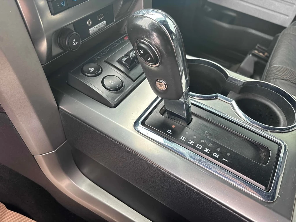 Ford F150 * SVT Raptor * CARFAX * БЕЗ ПЪРВОНАЧАЛНА ВНОСКА - изображение 10