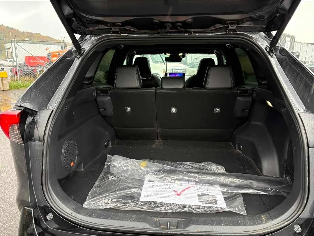 Toyota Rav4 XSE HYBRID * * CARFAX * *   * *  | Mobile.bg   10