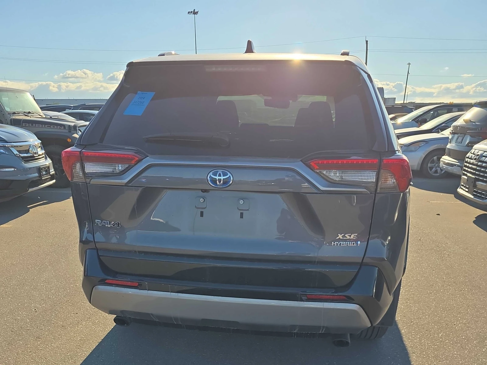 Toyota Rav4 XSE HYBRID * * CARFAX * *   * *  | Mobile.bg   4