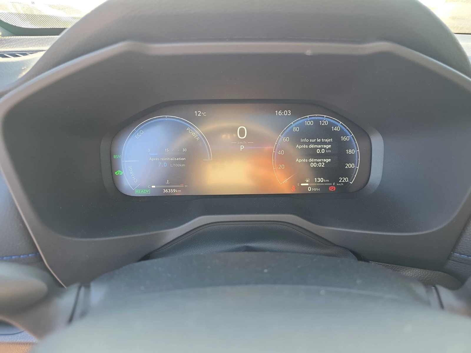 Toyota Rav4 XSE HYBRID * * CARFAX * *   * *  | Mobile.bg   6