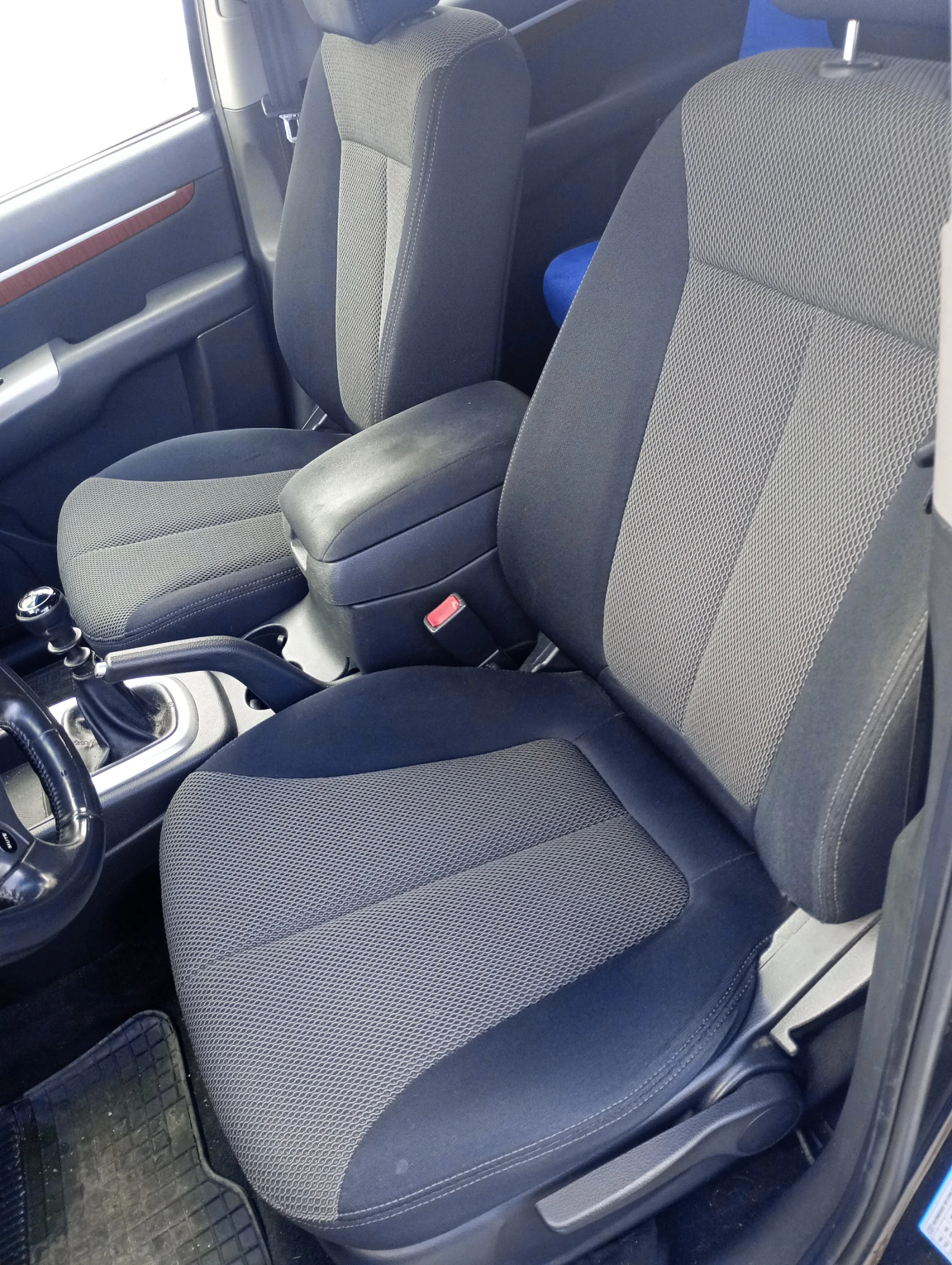 Hyundai Santa fe 2.2 CRDi 110kw  4X4 - изображение 5