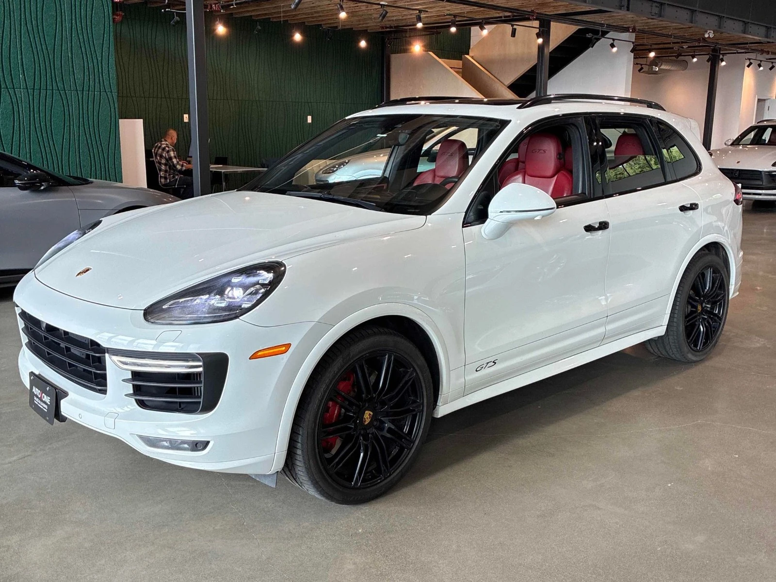 Porsche Cayenne GTS РЕГИСТАЦИЯ+ ОБСЛУЖВАНЕ | Auto.bg — изображение 1