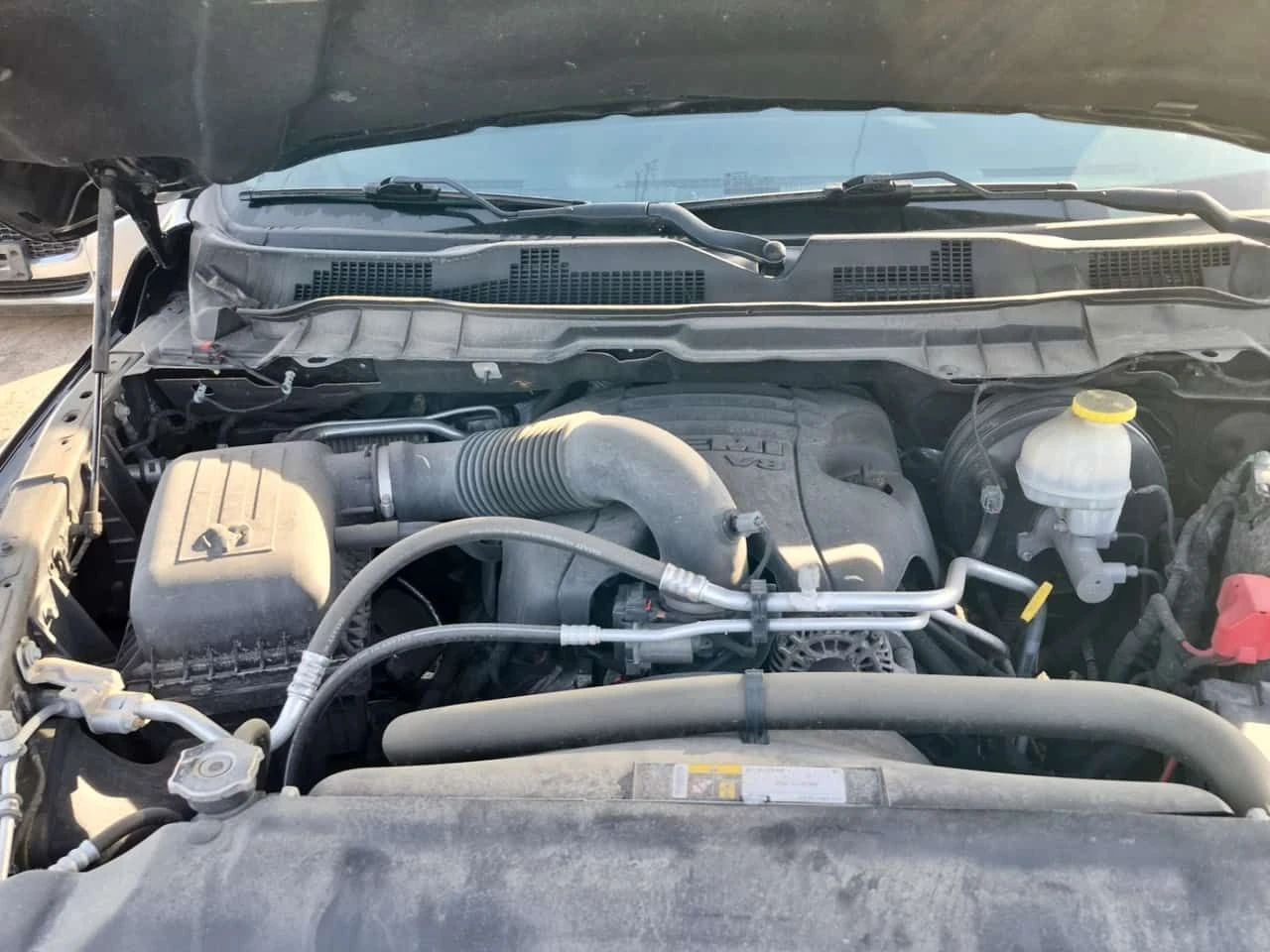 Dodge RAM 1500 * Sport * АВТОКРЕДИТ БЕЗ ПЪРВОНАЧАЛНА ВНОСКА* , снимка 17 - Автомобили и джипове - 54965865