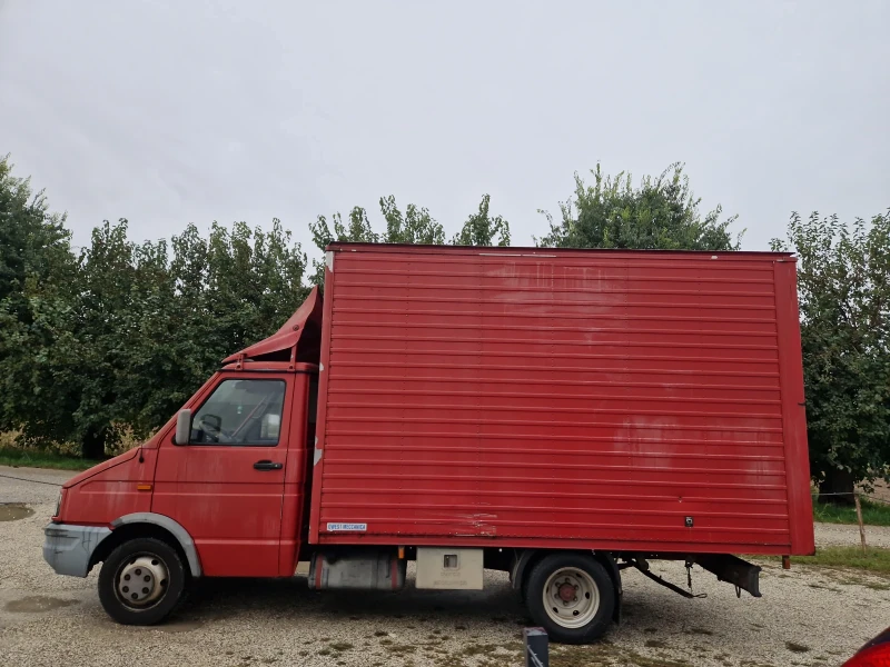 Iveco 3510 2.8TDI, 100кс, 3.5t, Италия , снимка 2 - Бусове и автобуси - 47507811