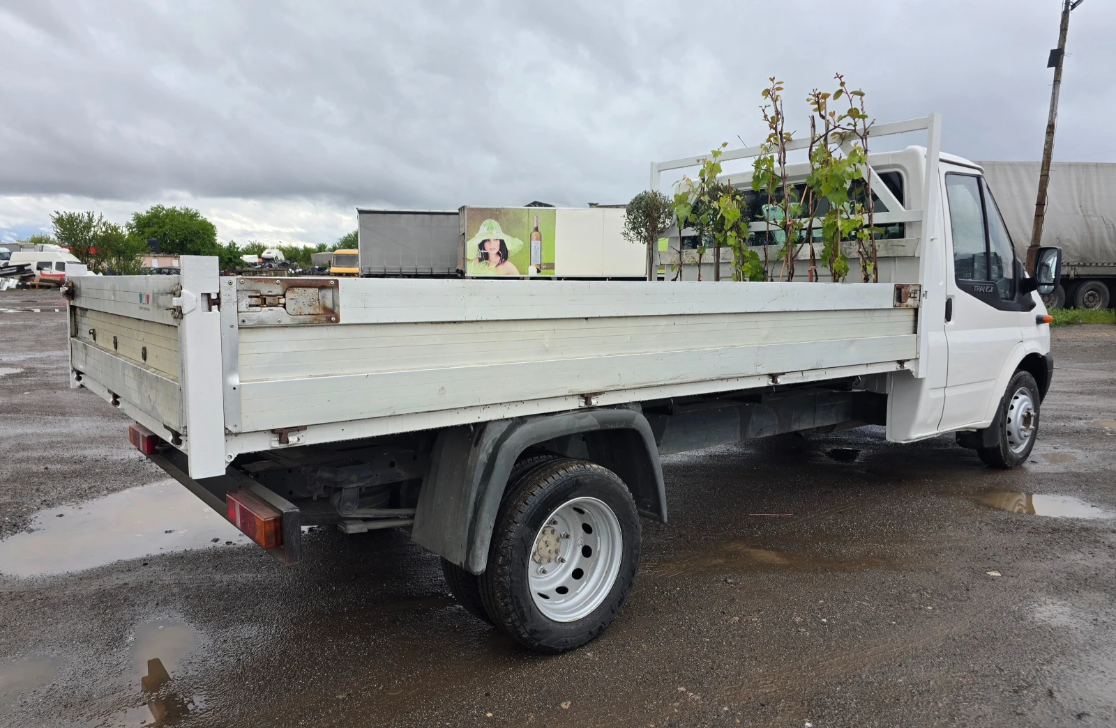 Ford Transit 2.4d* 100кс* БОРДОВИ, снимка 5 - Бусове и автобуси - 54371489