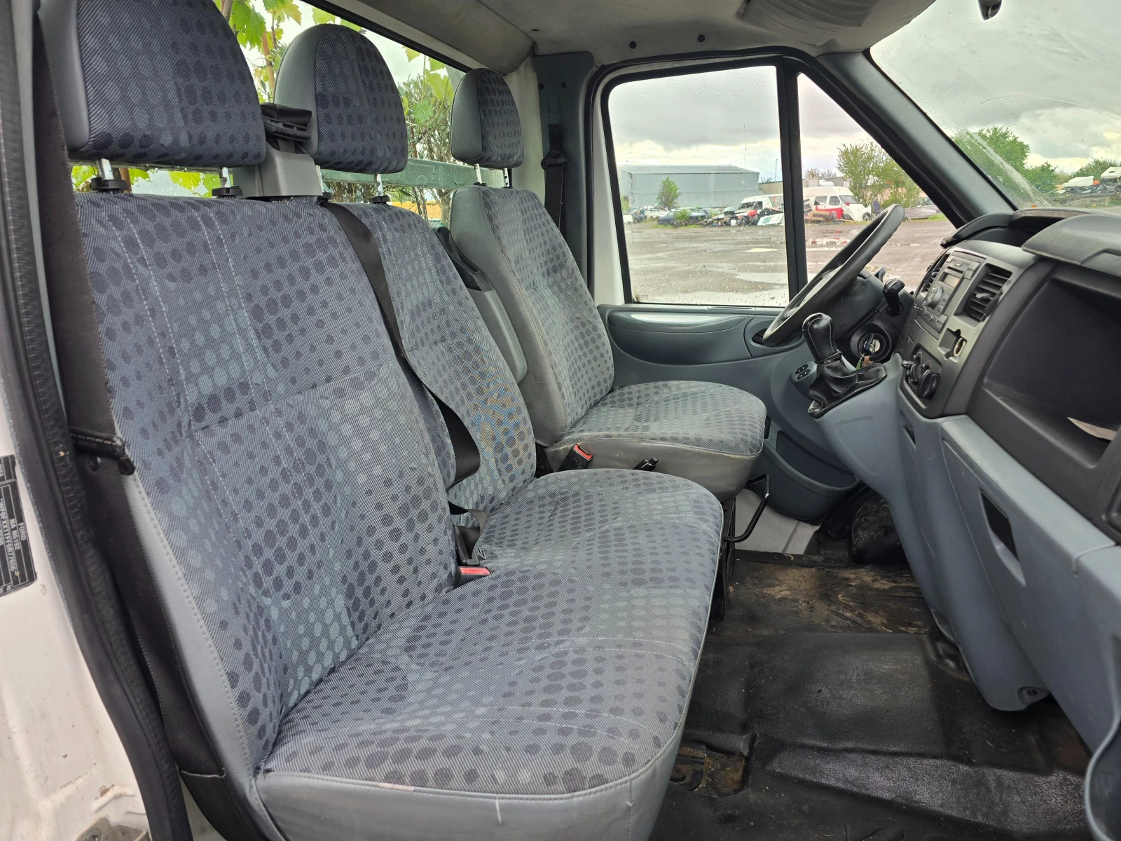 Ford Transit 2.4d* 100кс* БОРДОВИ, снимка 9 - Бусове и автобуси - 54371489