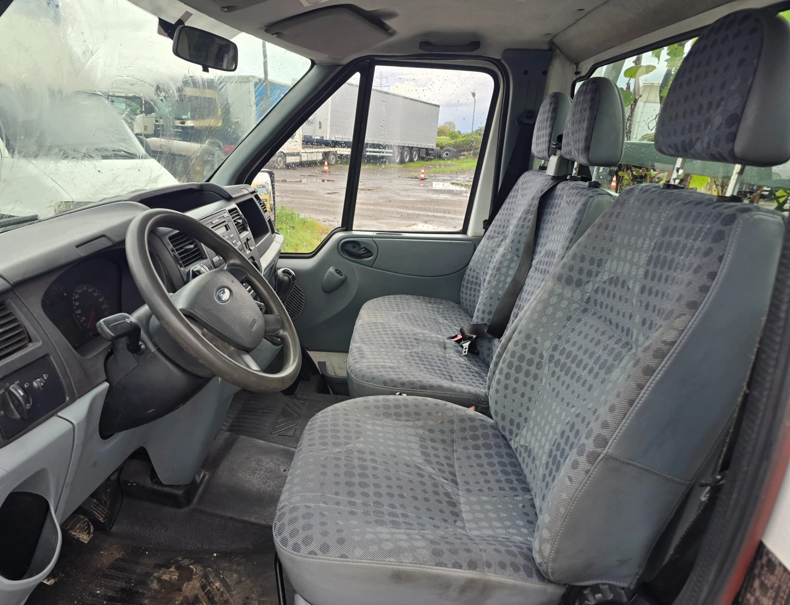 Ford Transit 2.4d* 100кс* БОРДОВИ, снимка 8 - Бусове и автобуси - 54371489