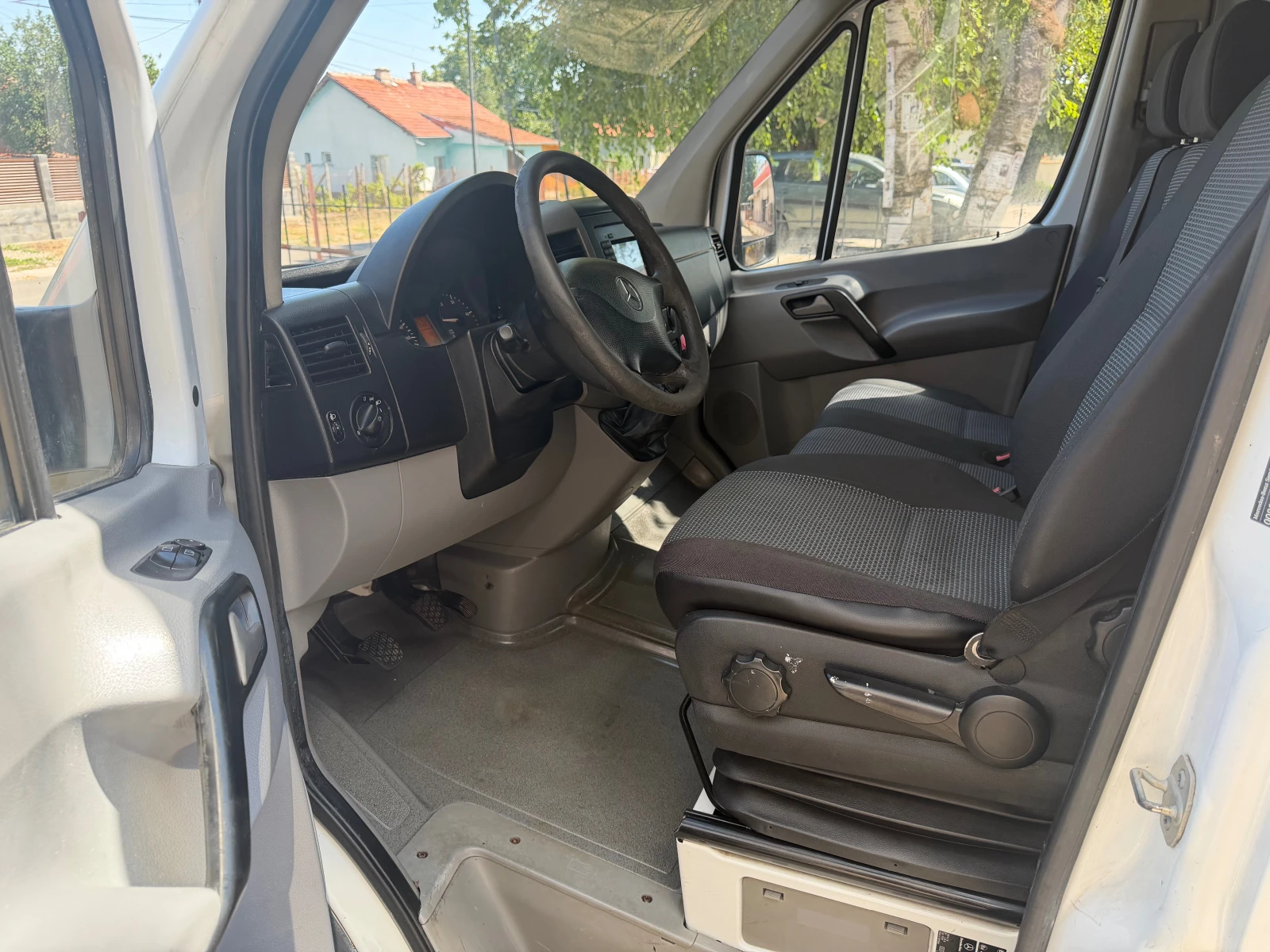 Mercedes-Benz Sprinter 313, снимка 10 - Бусове и автобуси - 55480384