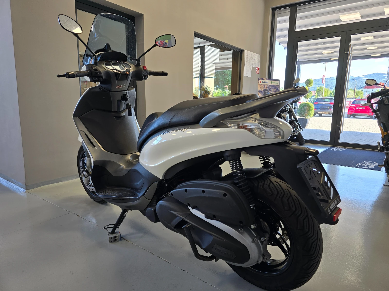 Piaggio Beverly 350ie, ABS-ASR, 2017г. - изображение 5