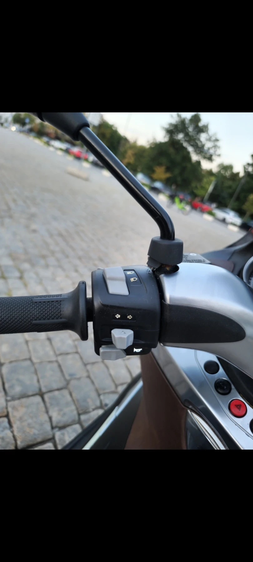 Piaggio X10 350 I ABS , снимка 13 - Мотоциклети и мототехника - 53851968