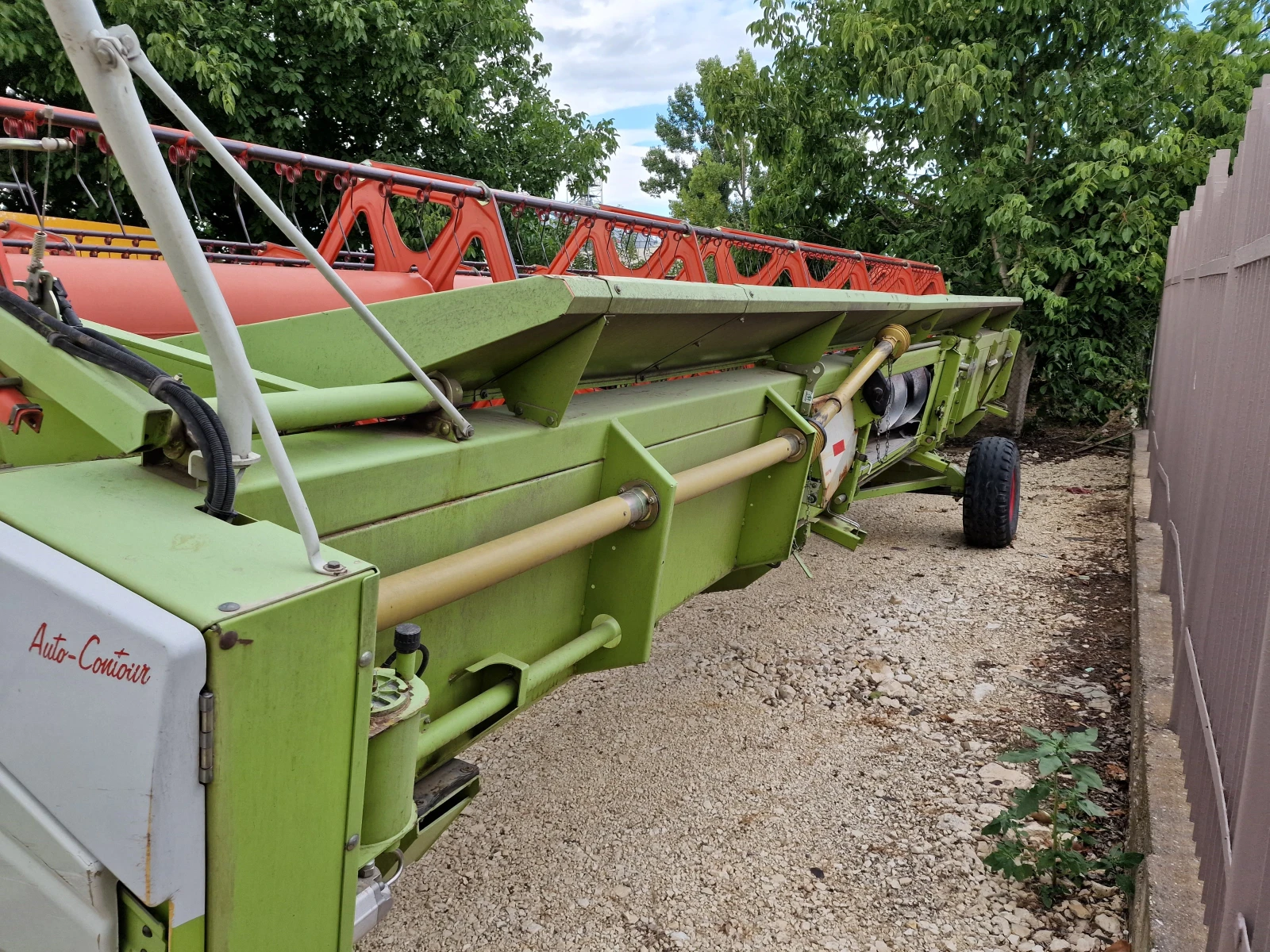 Комбайн Claas LEXION 580, снимка 14 - Селскостопанска техника - 55531815