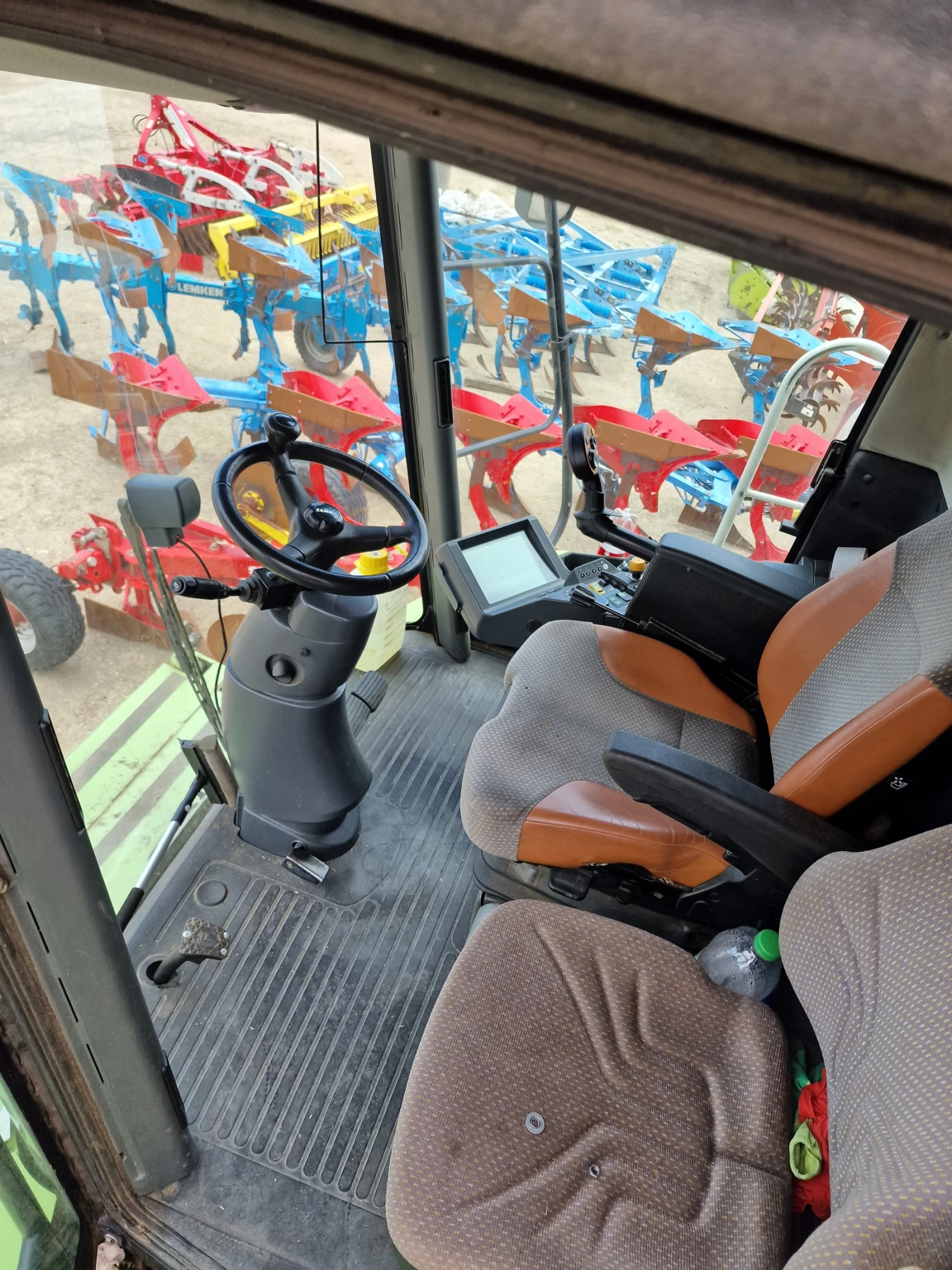 Комбайн Claas LEXION 580, снимка 10 - Селскостопанска техника - 55531815