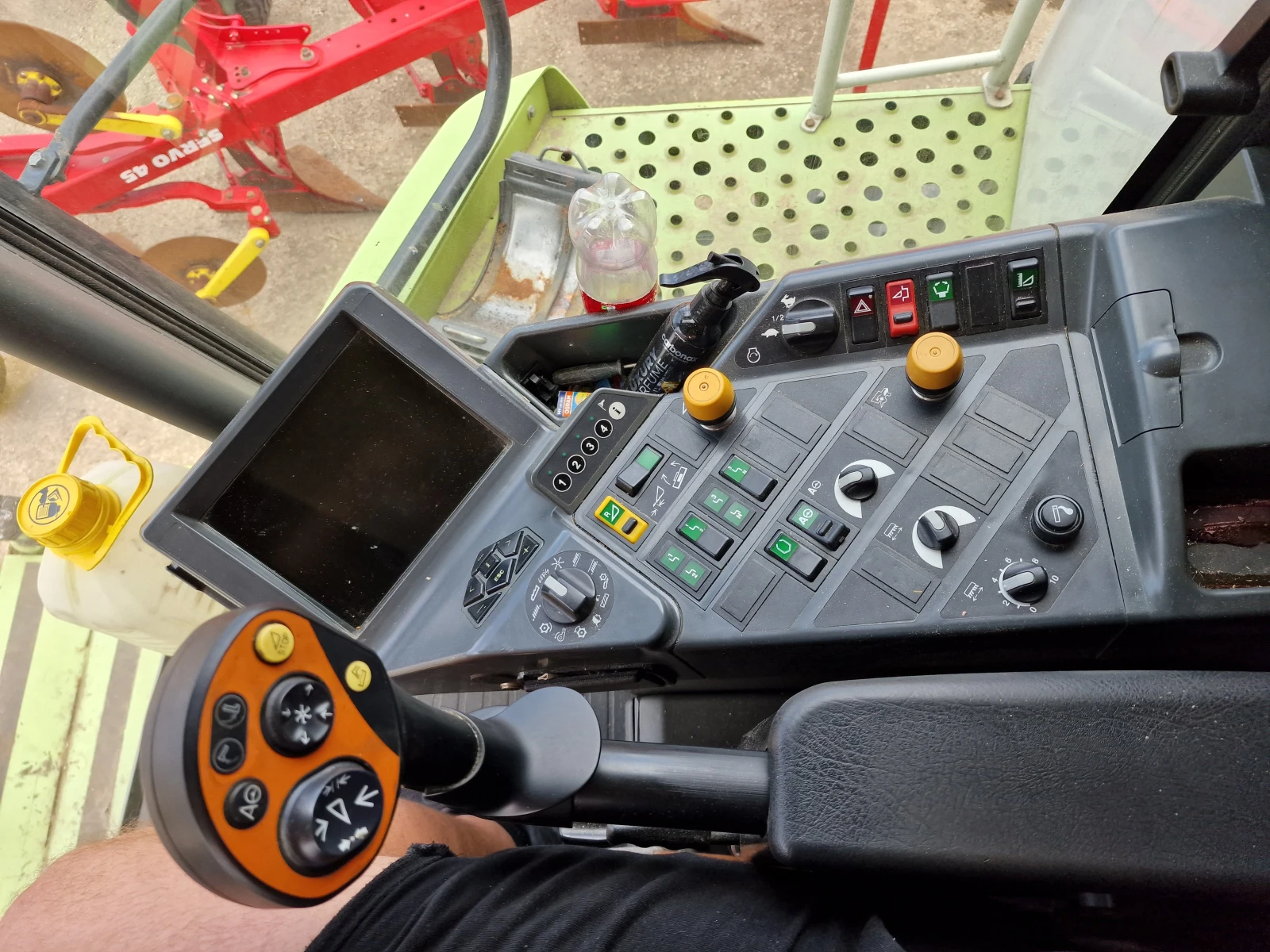 Комбайн Claas LEXION 580, снимка 9 - Селскостопанска техника - 55531815