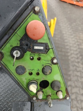 Валяк Друга марка Terex TV1200, снимка 15