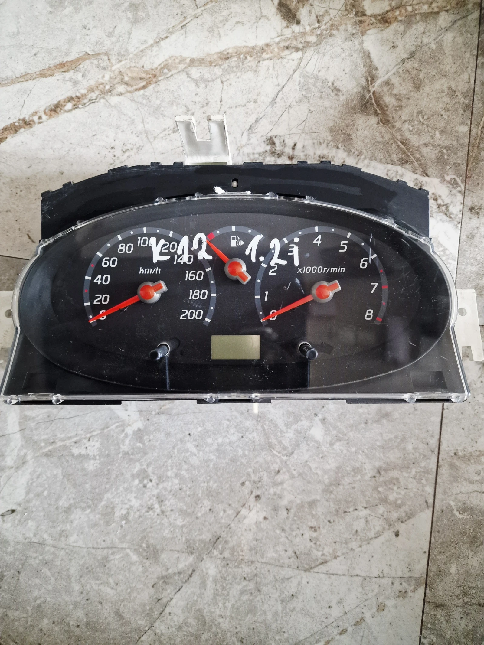 AX860 ���������� �� NISSAN MICRA K12 1.2i | Mobile.bg � ����������� 1