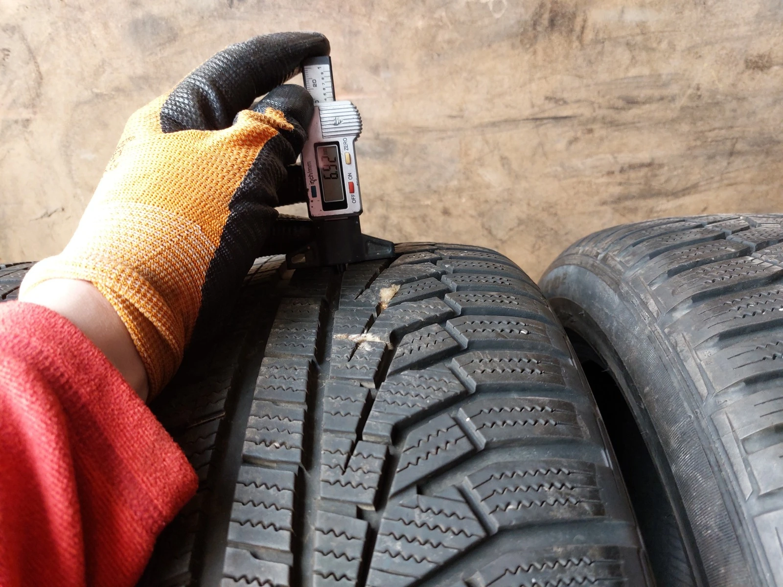  215/50R17 | Mobile.bg   4