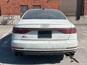 Audi S8 4.0 TFSI quattro  CARFAX, снимка 2