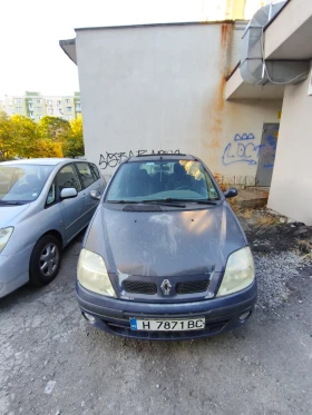 Renault Scenic 2.0i с газ, снимка 1