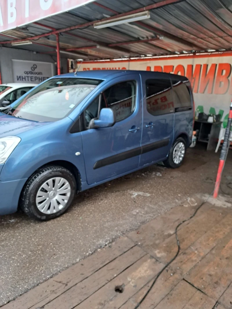 Citroen Berlingo, снимка 4 - Автомобили и джипове - 47020497