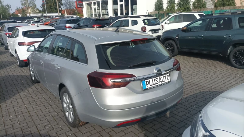 Opel Insignia, снимка 3 - Автомобили и джипове - 47397192