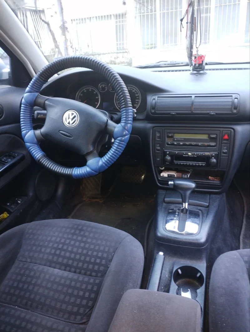 VW Passat 2.0, снимка 4 - Автомобили и джипове - 48128592