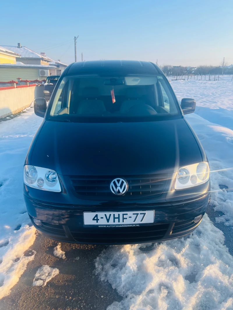 VW Caddy, снимка 5 - Автомобили и джипове - 49288698