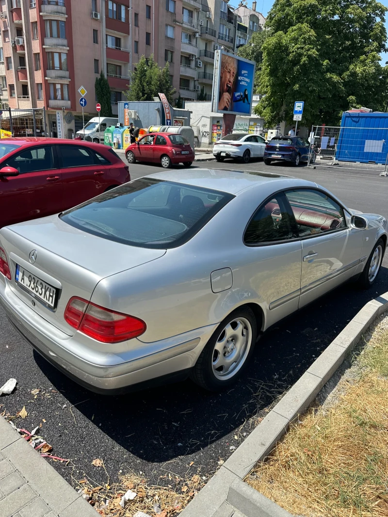 Mercedes-Benz CLK CLK200, снимка 6 - Автомобили и джипове - 52445854
