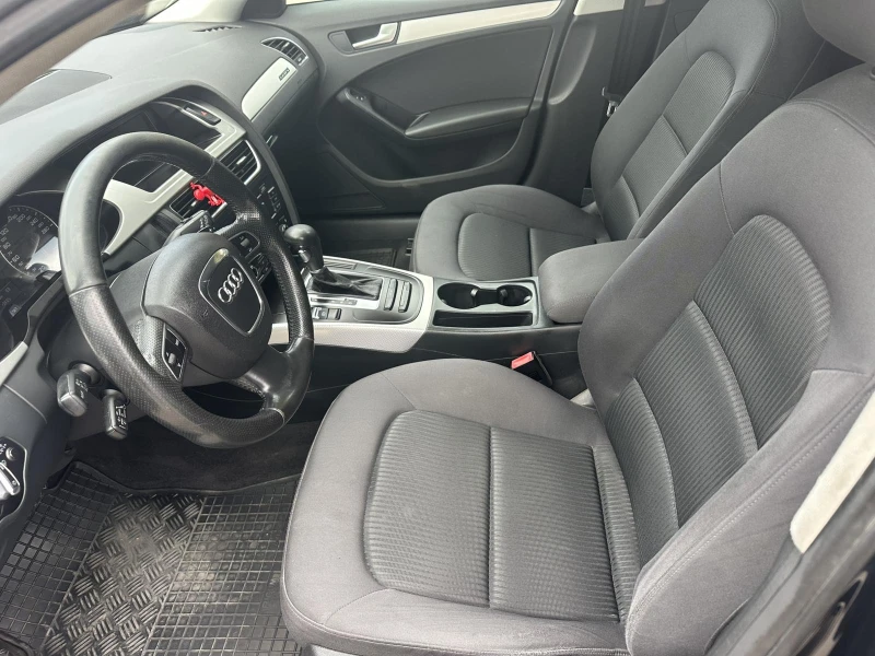 Audi A4 3.2 BENZ, снимка 10 - Автомобили и джипове - 51416386