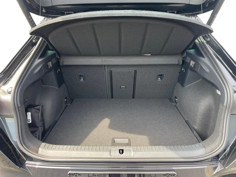 Cupra Formentor VZ 4DRIVE FACELIFT 2.0TSI FRONT-ASSIST CAMERA, снимка 13 - Автомобили и джипове - 51508706