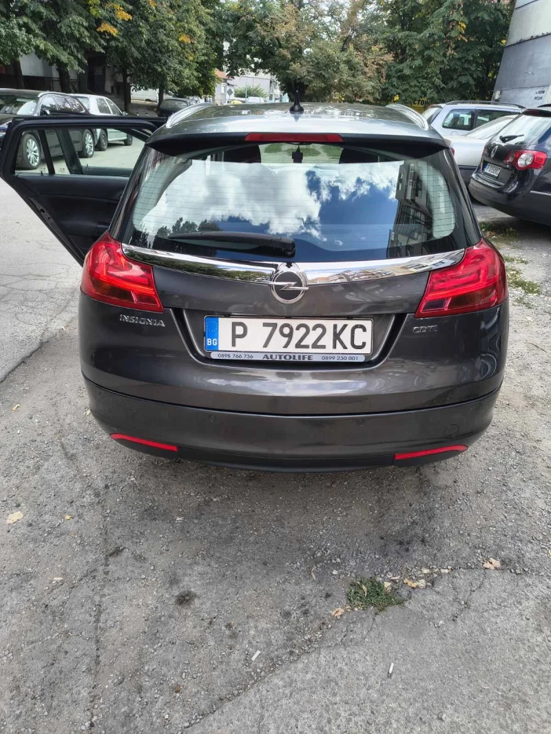 Opel Insignia, снимка 3 - Автомобили и джипове - 52331105