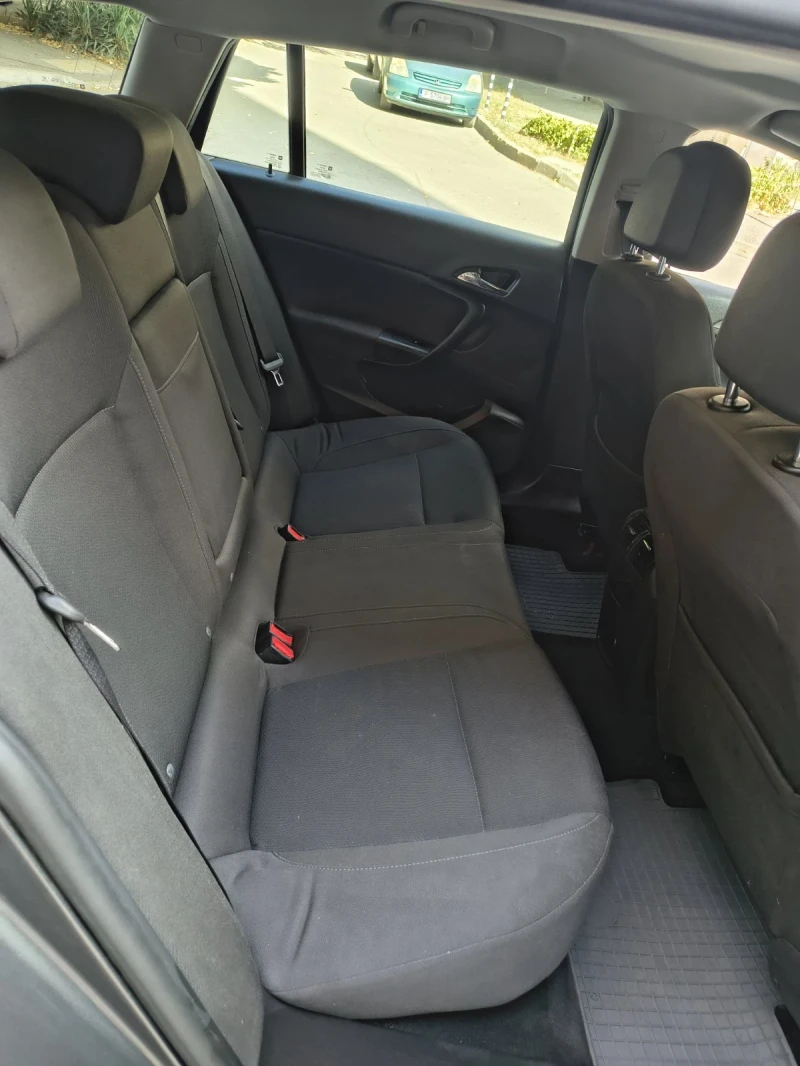 Opel Insignia, снимка 7 - Автомобили и джипове - 52331105