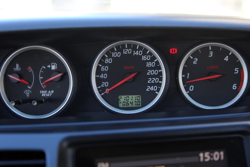 Nissan Primera, снимка 4 - Автомобили и джипове - 51953243