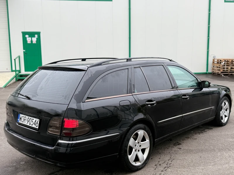 Mercedes-Benz E 500 * НОВ ВНОС* ТОП ТОП ТОП ЦЕНА* H&K* ОБДУХВАНЕ* , снимка 5 - Автомобили и джипове - 52478046