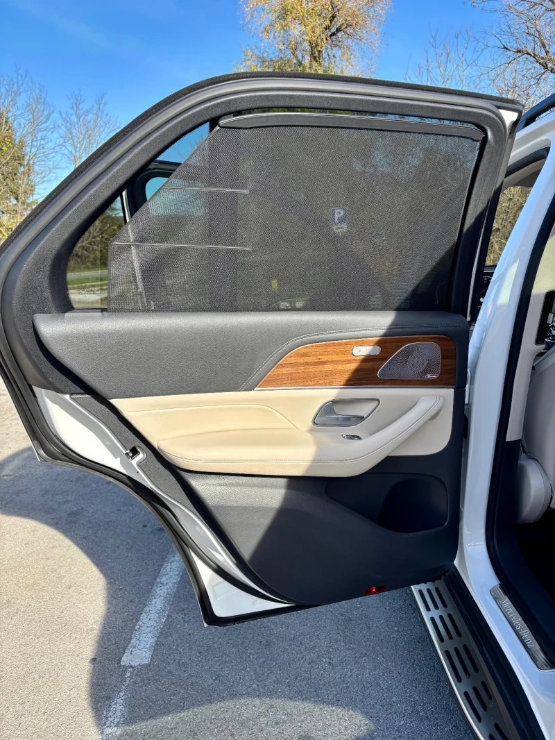 Mercedes-Benz GLE 450 EQ Boost AMG Line Night Package, снимка 9 - Автомобили и джипове - 52438959