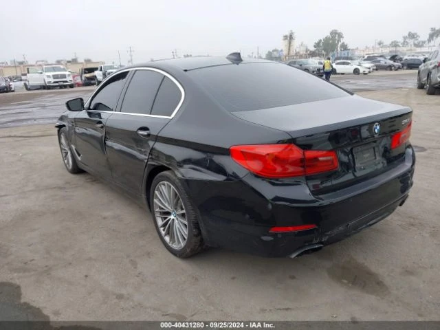 BMW 540 ДИГИТАЛНО* ТАБЛО* ПОДГРЕВ* ОБДУХВАНЕ* МАСАЖ* ДИСТР, снимка 3 - Автомобили и джипове - 48513818