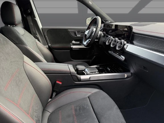 Mercedes-Benz EQB 300 4Matic = AMG Line = Premium Гаранция - изображение 6