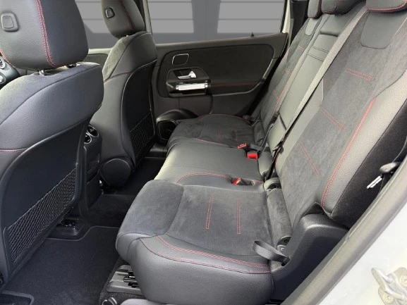 Mercedes-Benz EQB 300 4Matic = AMG Line = Premium Гаранция - изображение 7