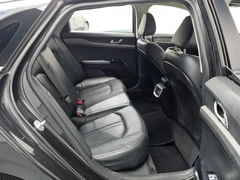 Kia K5 2.0 TRENDY, снимка 10 - Автомобили и джипове - 54737584