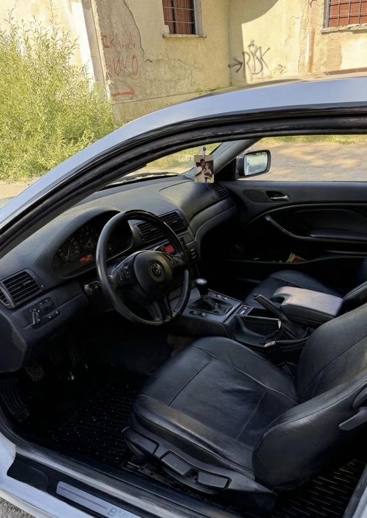 BMW 320, снимка 10 - Автомобили и джипове - 54962438