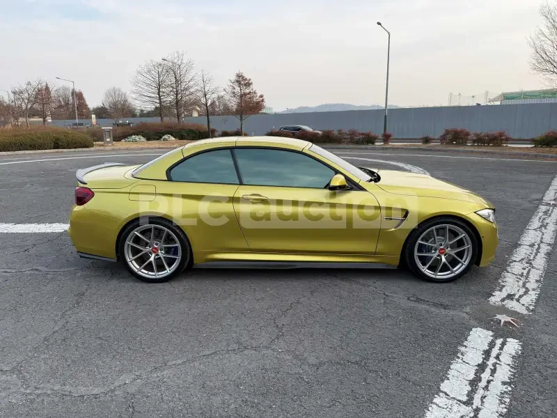 BMW M4 AKRAPOVIC/ЛИЗИНГ/ЦЕНА ДО БЪЛГАРИЯ, снимка 4 - Автомобили и джипове - 55344457