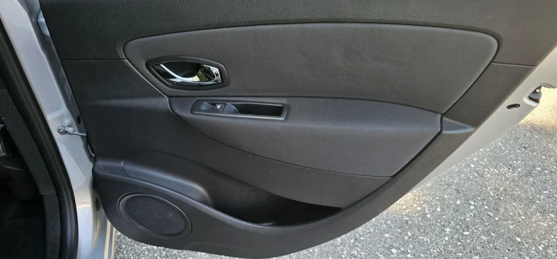 Renault Scenic 1.5DCI NAVI AVTOMAT LIMITED XMOD | Mobile.bg � ����������� 11