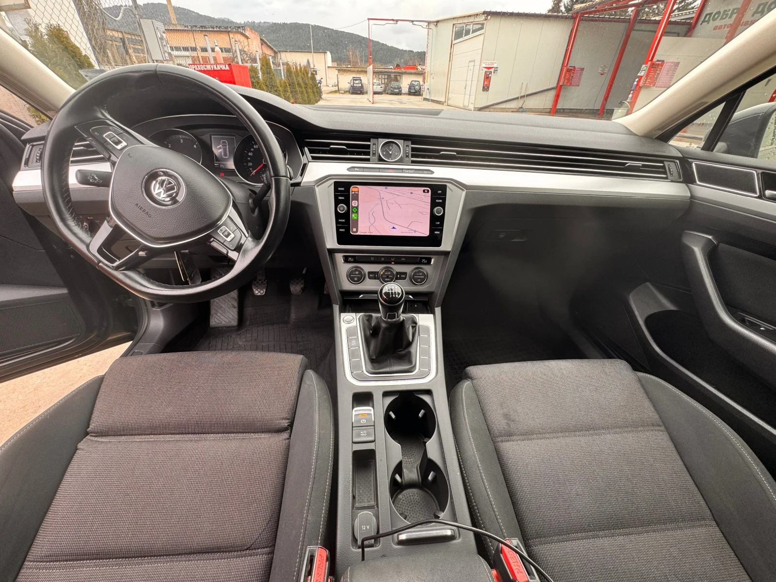 VW Passat 2.0 tdi, снимка 6 - Автомобили и джипове - 53871730